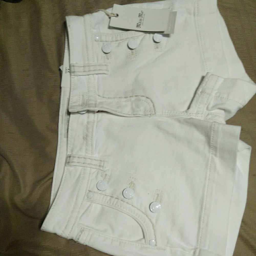 Miss Me Jean shorts